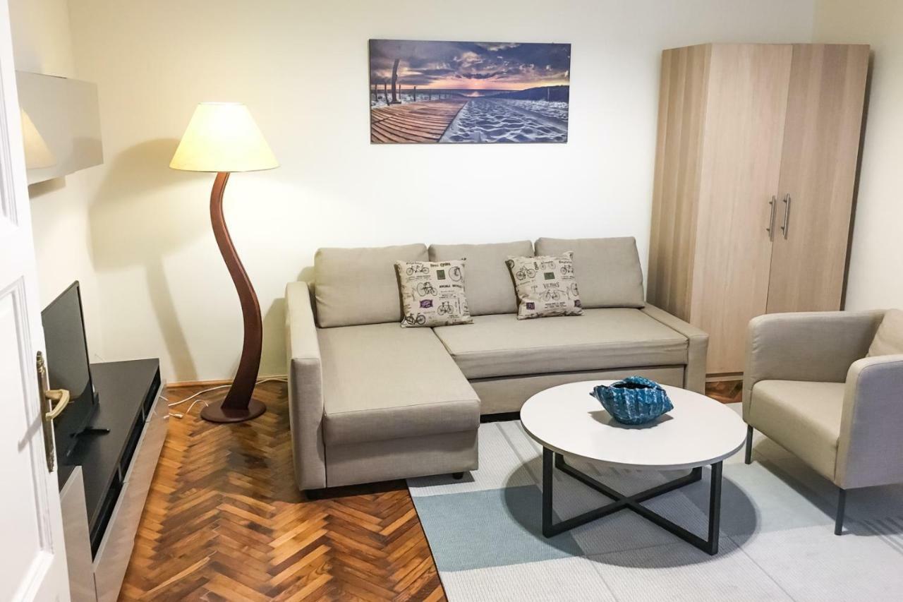 Budapest Kingdom Apartment Central & Car Parking On-Site & Aircon & Quiet & Family Friendly Kültér fotó