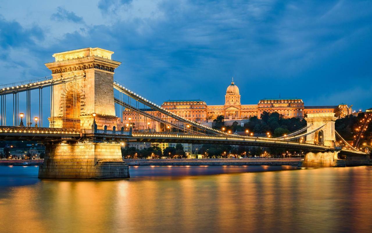 Budapest Kingdom Apartment Central & Car Parking On-Site & Aircon & Quiet & Family Friendly Kültér fotó