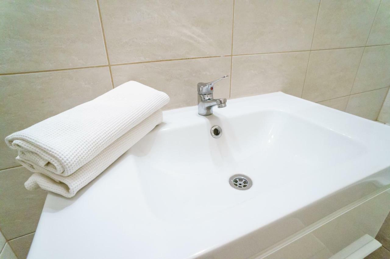 Budapest Kingdom Apartment Central & Car Parking On-Site & Aircon & Quiet & Family Friendly Kültér fotó
